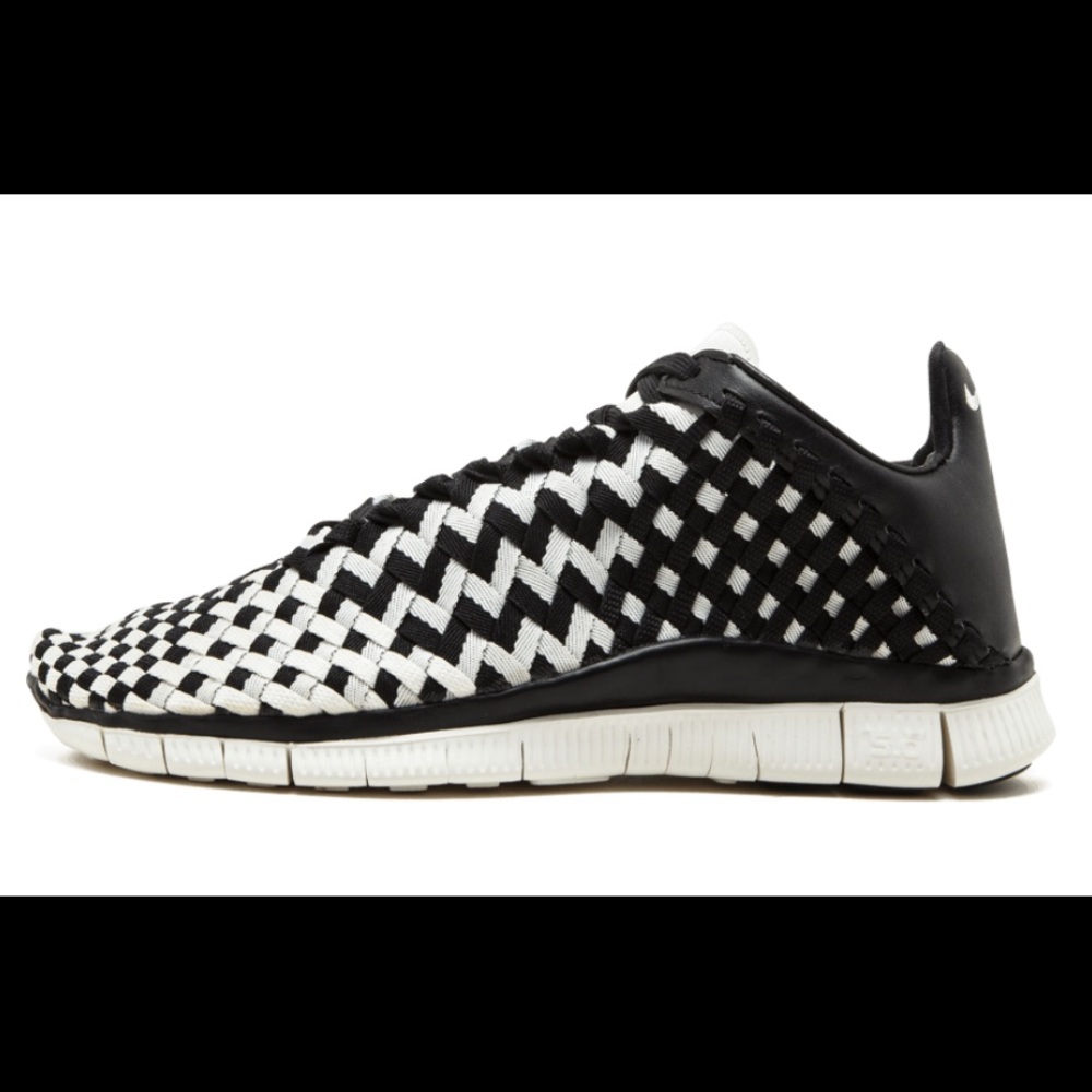 Women’s Nike Free Inneva Woven Sz 8 SOLD